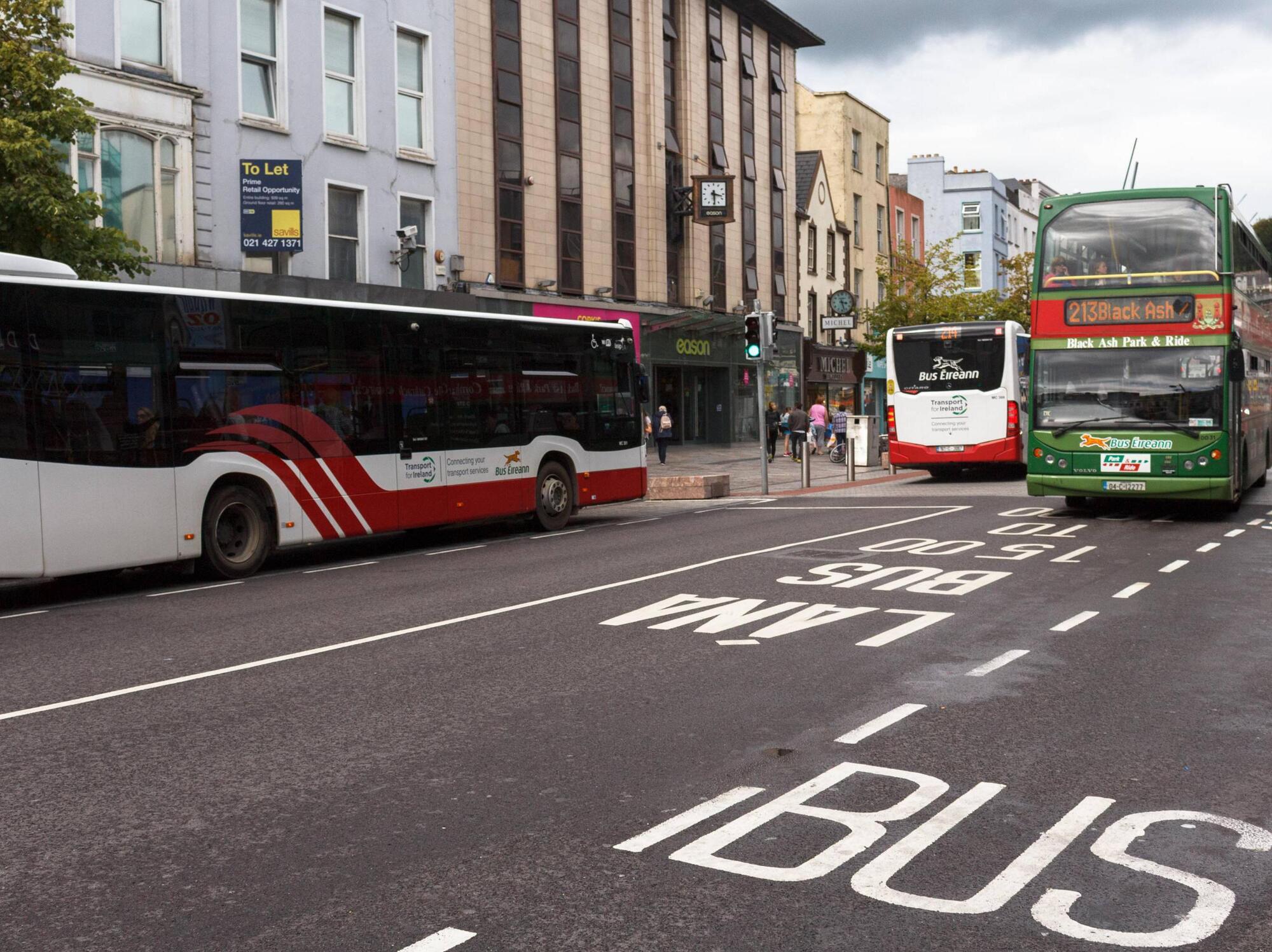 Cork councillor calls for extension of 'Pana ban' bus priority measures