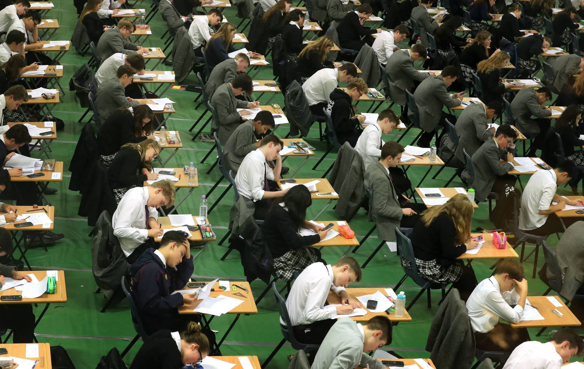 Delayed reform means 800,000 students have to go through 'stressful' Leaving Cert 