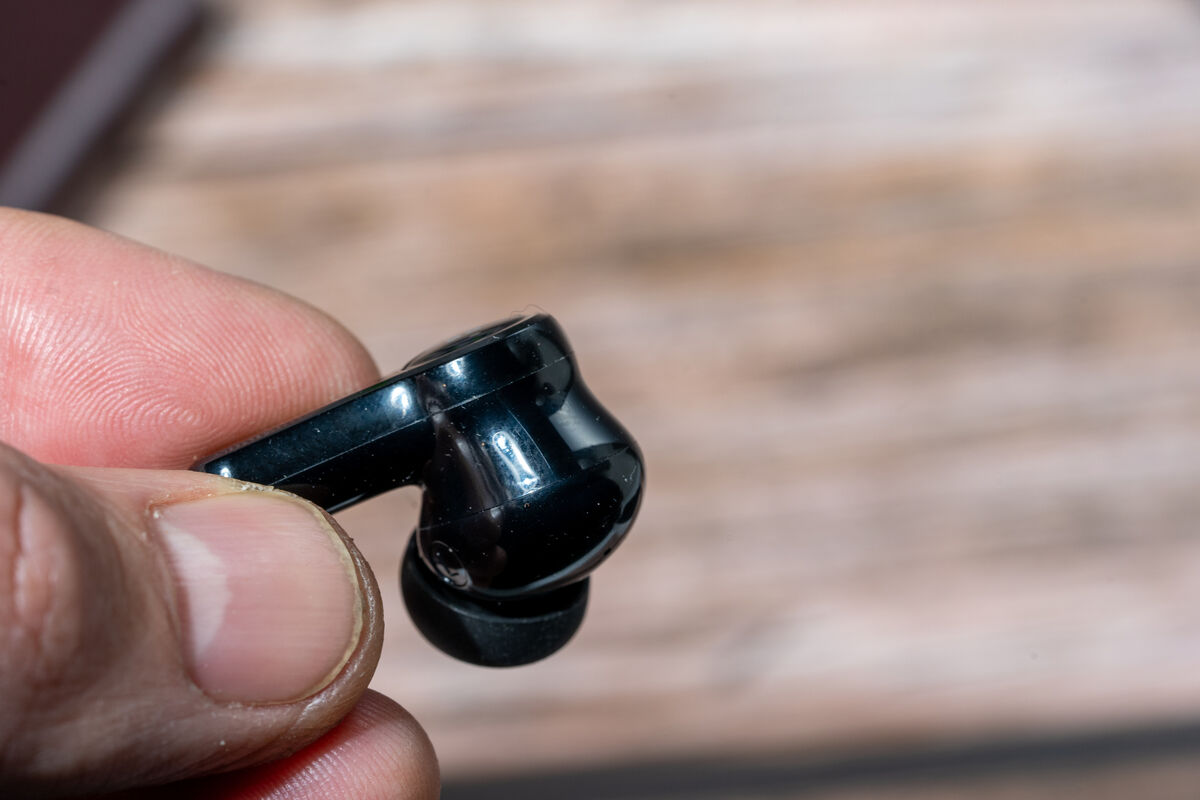 Tronsmart Onyx Apex ANC. Pic: Noel Campion. Tronsmart Onyx Apex ANC. Pic: Noel Campion.