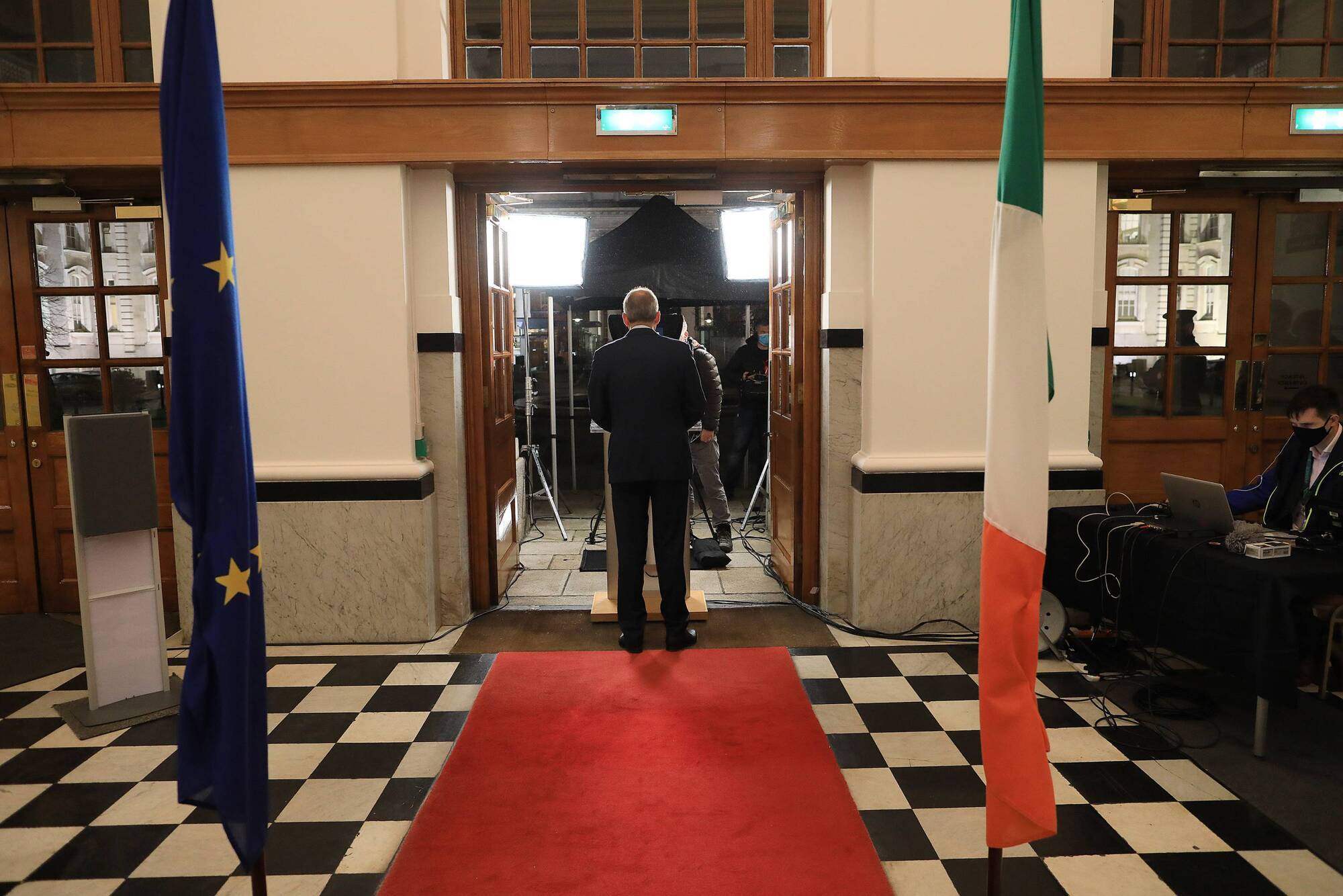 Working from home, midnight closing time for hospitality among measures announced by Taoiseach