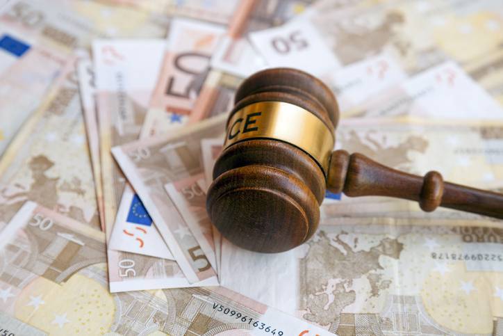 Four lose €240k damages claim after judge finds car crash was staged