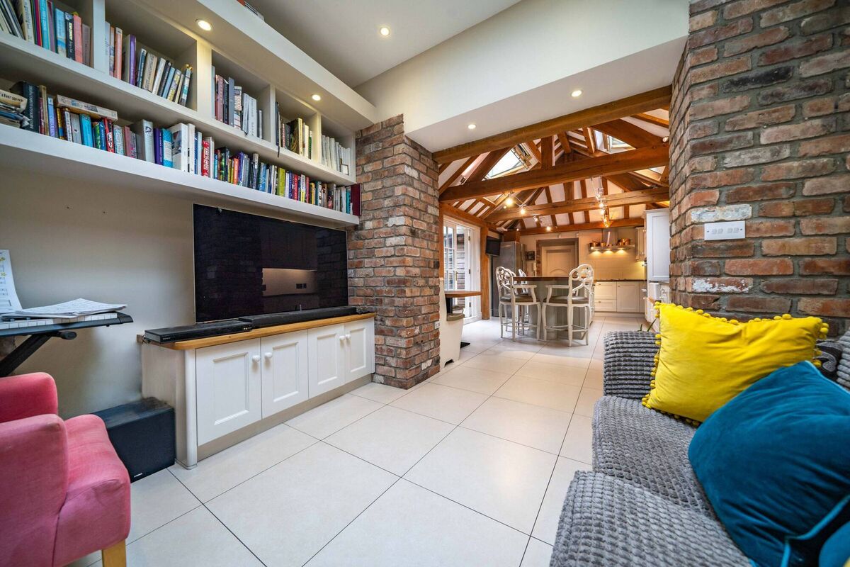 Family den beyond the kitchen Family den beyond the kitchen