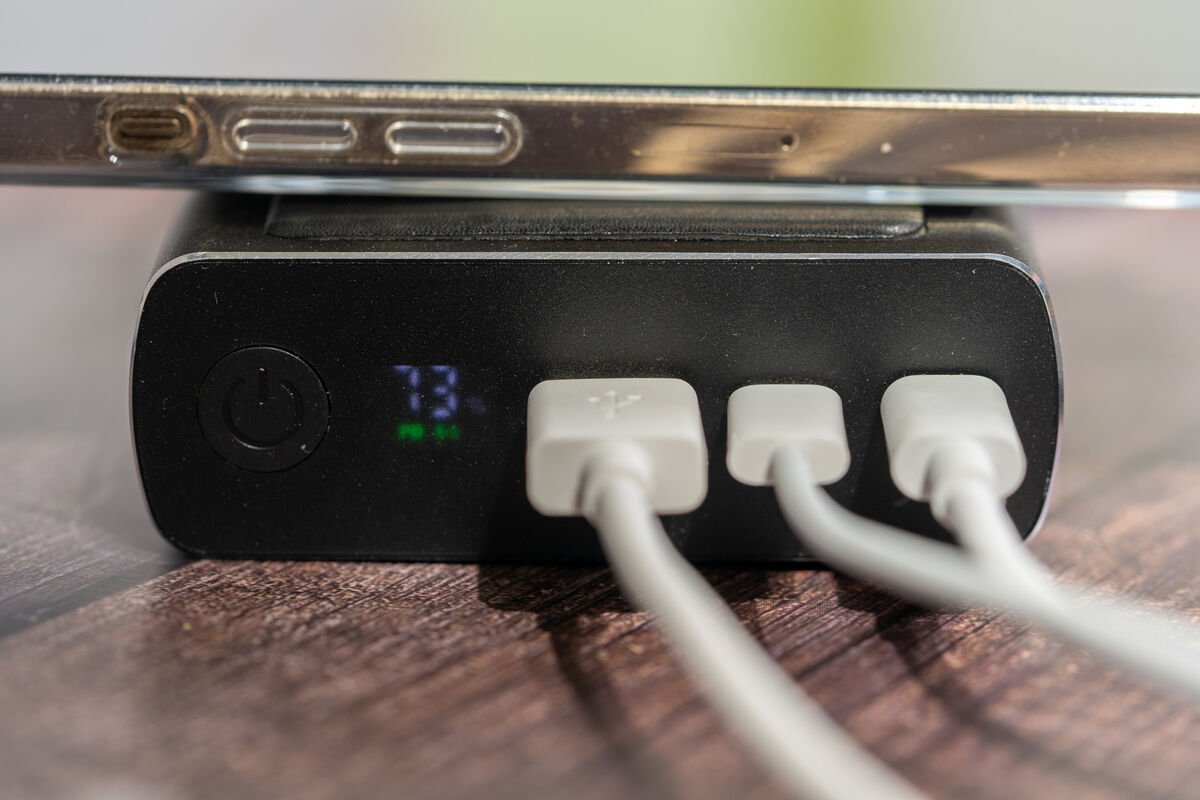 Intelli ScoutPro with one USB-A and two USB-C 100w ports. Pic: Noel Campion. Intelli ScoutPro with one USB-A and two USB-C 100w ports. Pic: Noel Campion.