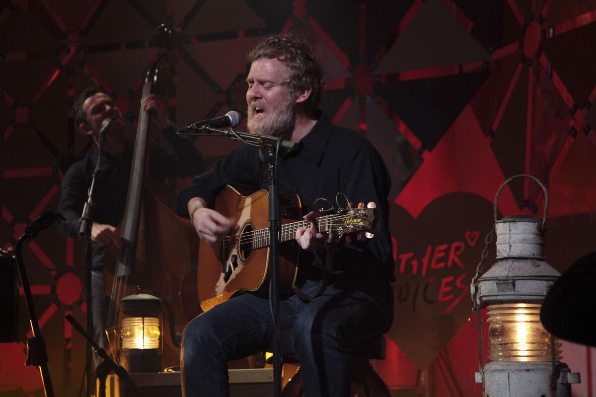 Glen Hansard performing at Other Voices in 2016. 