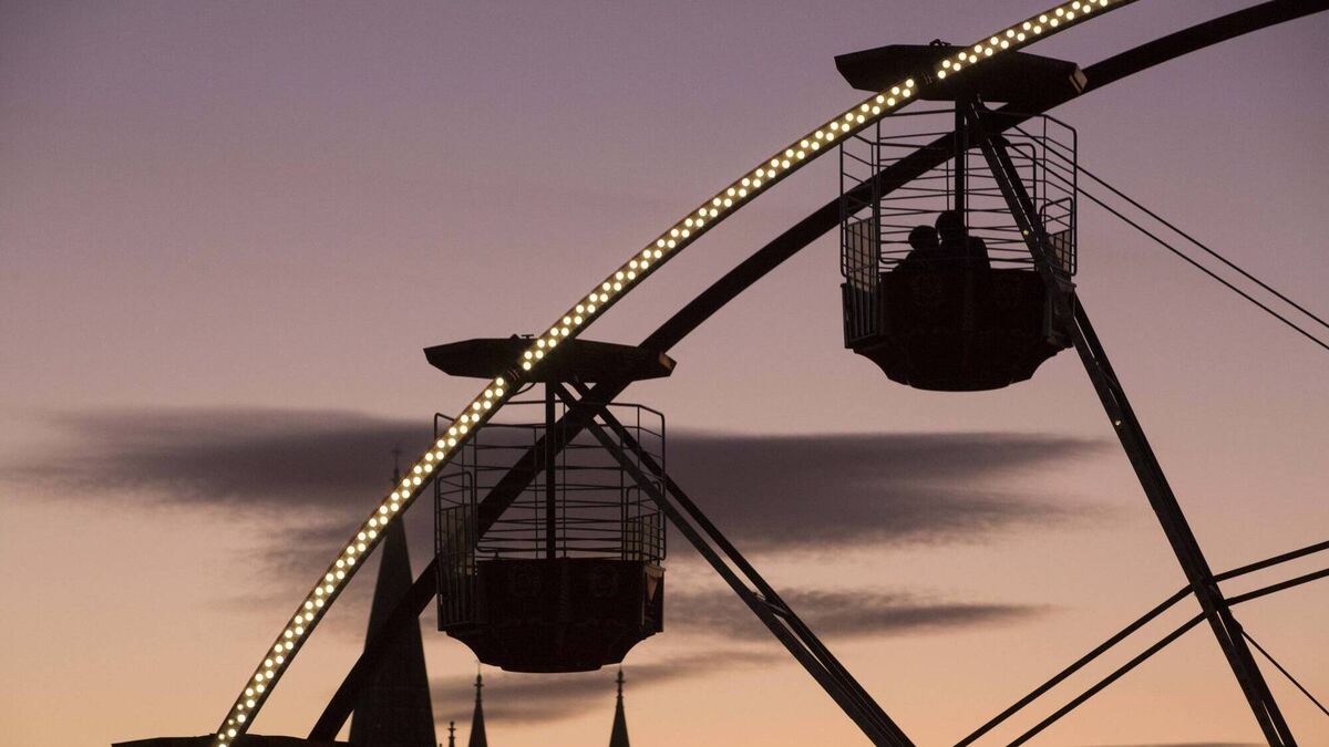 Thank Cork it's Christmas: Glow — and the ferris wheel — are back now - Vimarsana News
