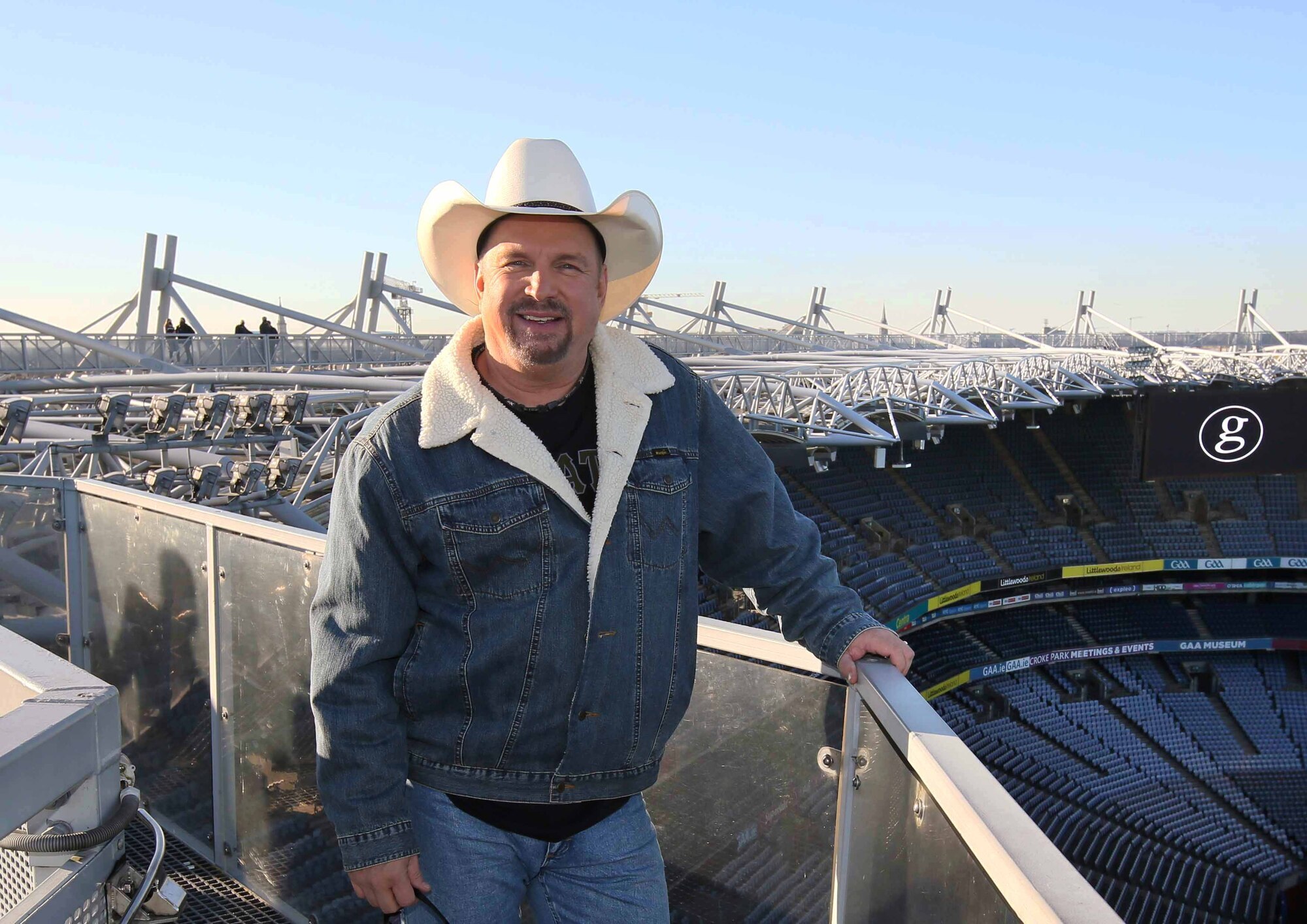 'IRELAND! Just waking up to the news! Unbelievable': Garth Brooks thanks Irish fans
