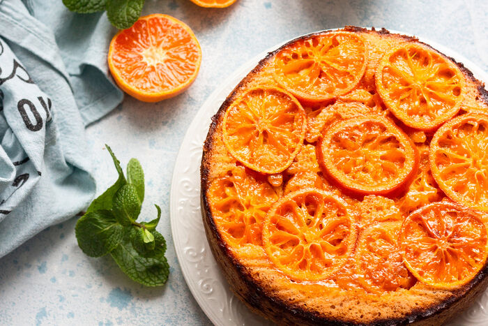 Clementine and almond upside-down cake
