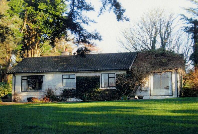 The development of bungalows represents “people having a little bit of money”,  according to architect Hugh Wallace.