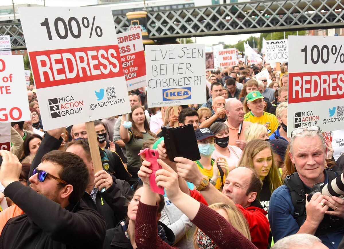 Campaigners seek redress for those affected by mica- and pyrite-damaged houses. Picture: John O'Grady. Campaigners seek redress for those affected by mica- and pyrite-damaged houses. Picture: John O'Grady.