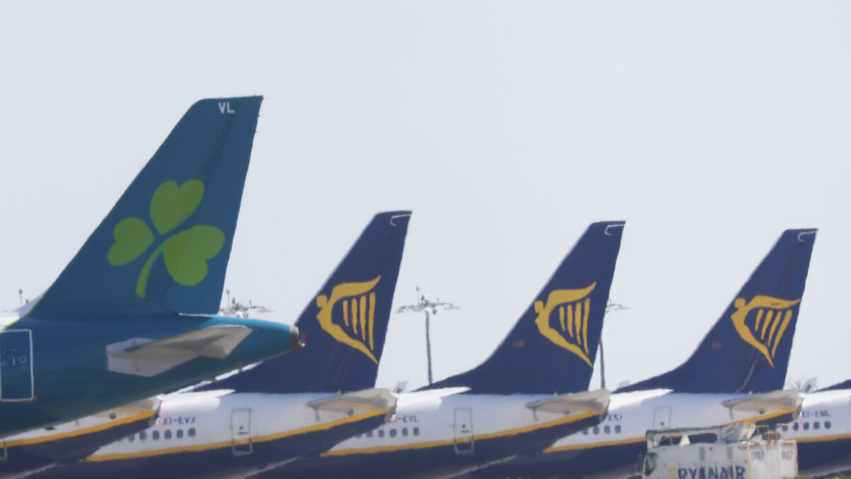 'It's déjà vu all over again' - Airline shares bear brunt of huge Covid sell-off - Vimarsana News