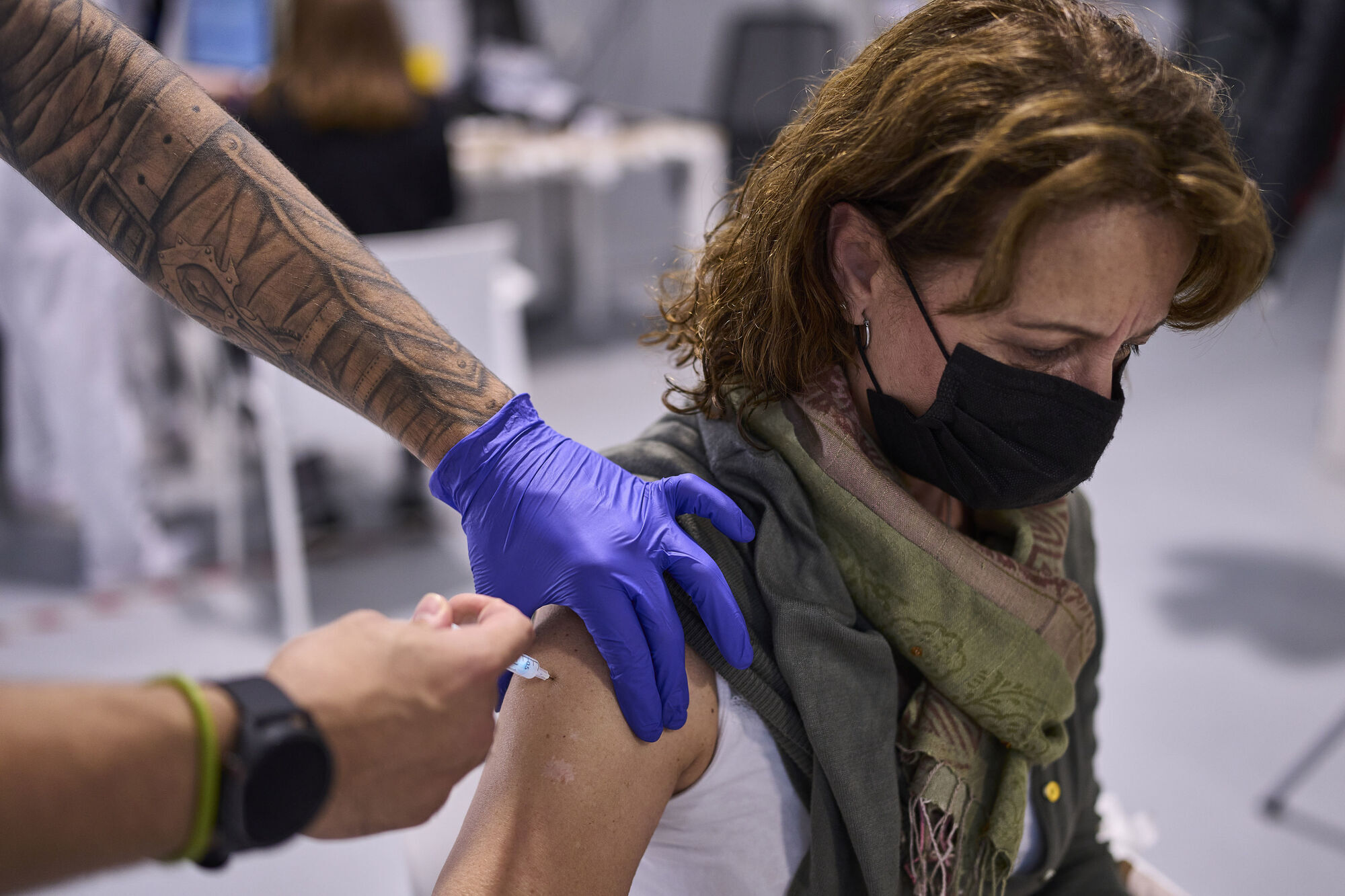 The EMA is looking at "mix and match" booster strategies where the booster dose is different from the initial vaccination. Picture: AP Photo/Manu Fernandez