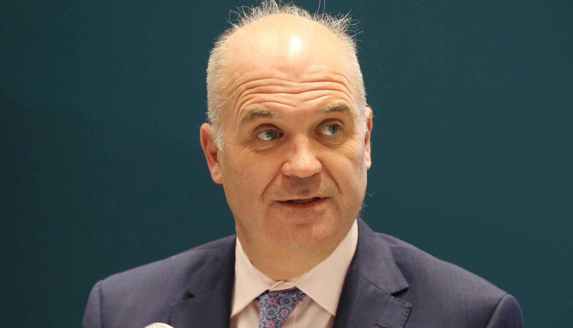 Holohan 'strongly advises' only three households should visit another home over Christmas 