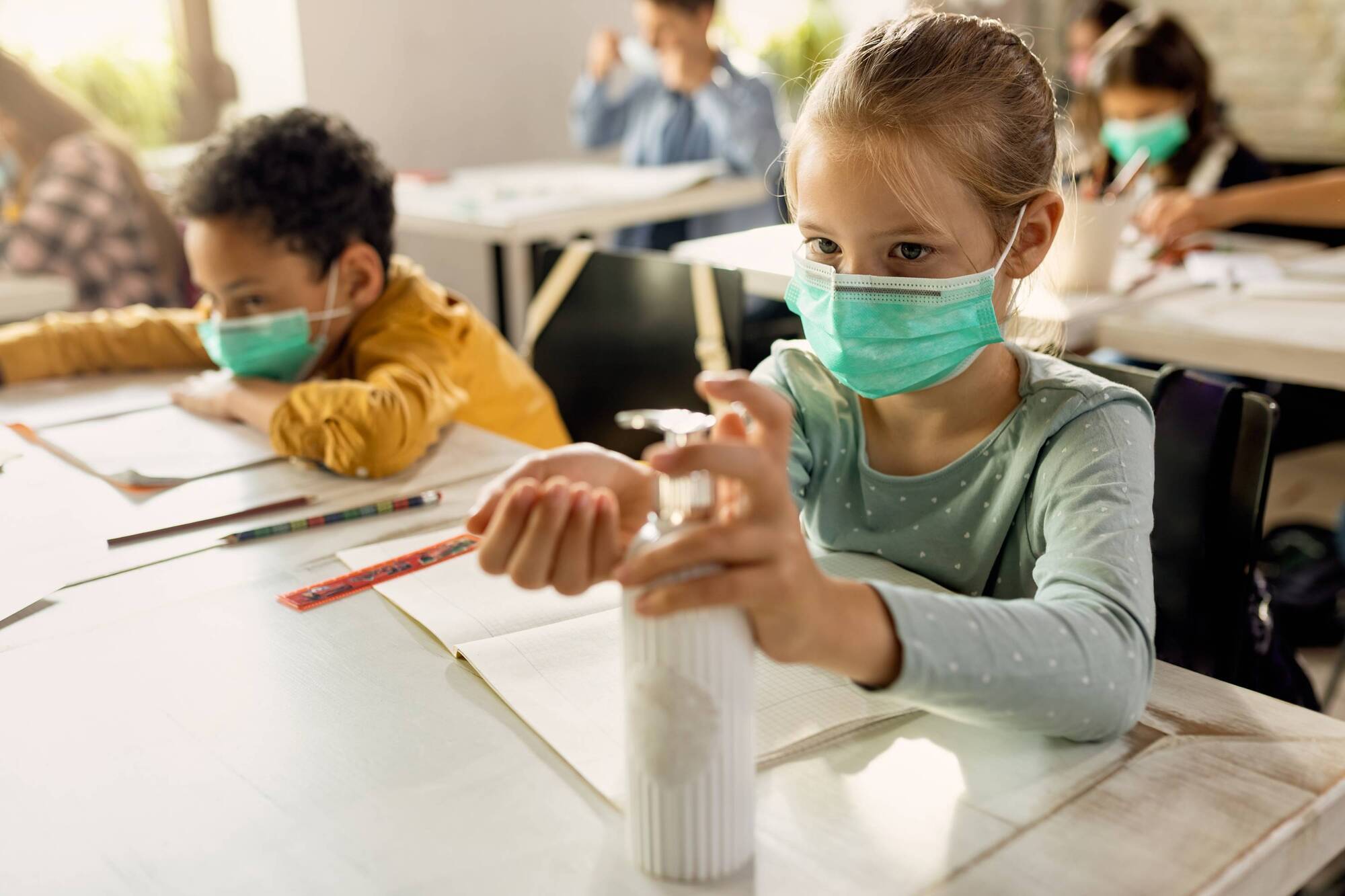 Parents 'really confused' as to why primary school mask rule was brought in