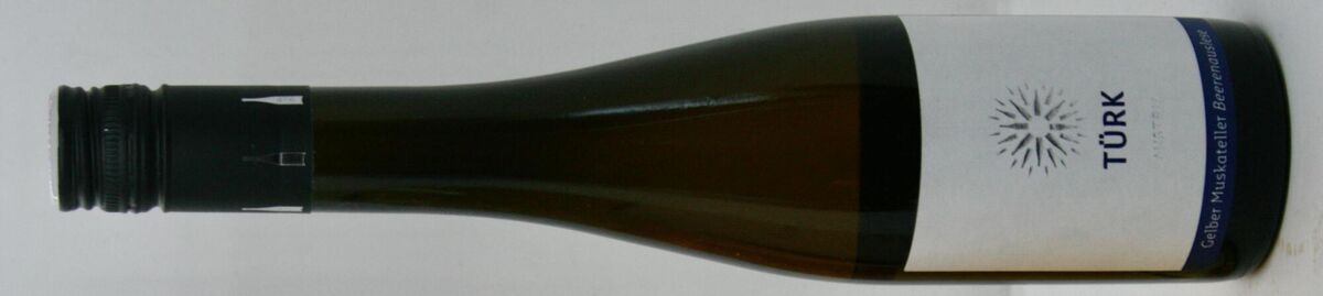 Türk Gelber Muskateller Beerenauslese, Kremstal, Austria, 375ml — €31 Türk Gelber Muskateller Beerenauslese, Kremstal, Austria, 375ml — €31