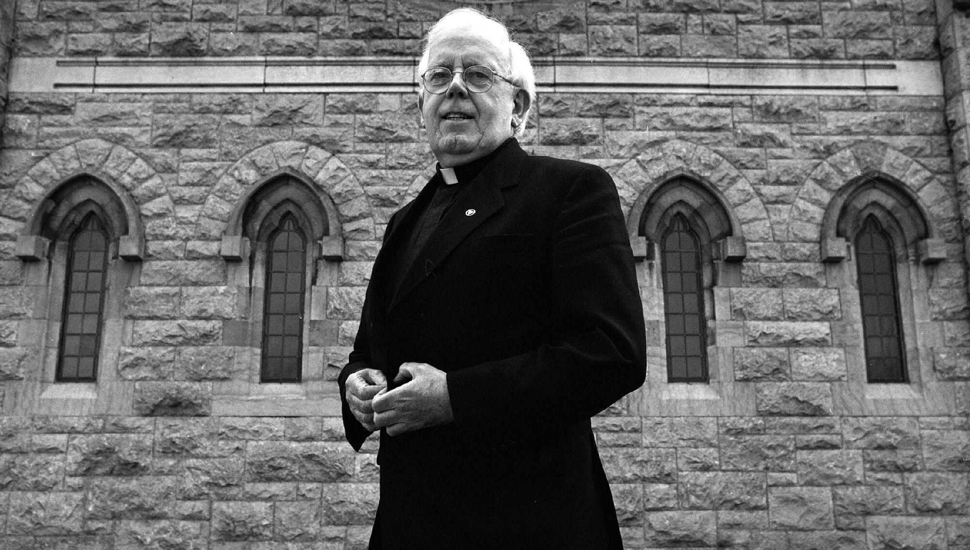 Limerick Priest who opened door to Pope John Paul II audience for Irish soccer stars passes away