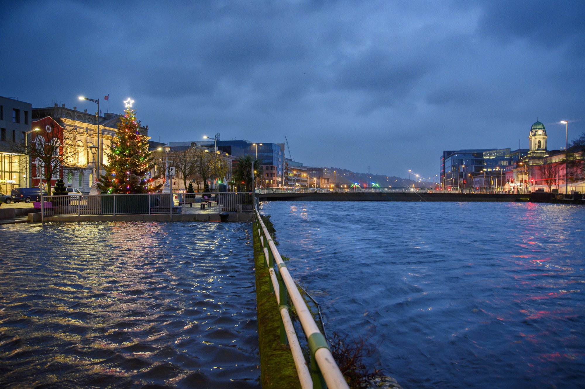  A Christmas tree stands by tidal flooding on Morrisons Quay, Cork City, during Storm Barra. Picture: Daragh Mac Sweeney/Provision