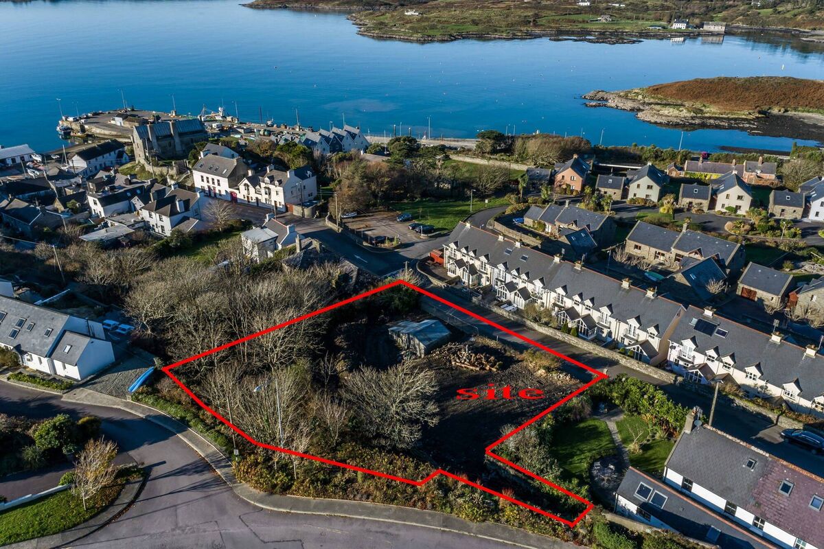 Fisherman's Row, Baltimore