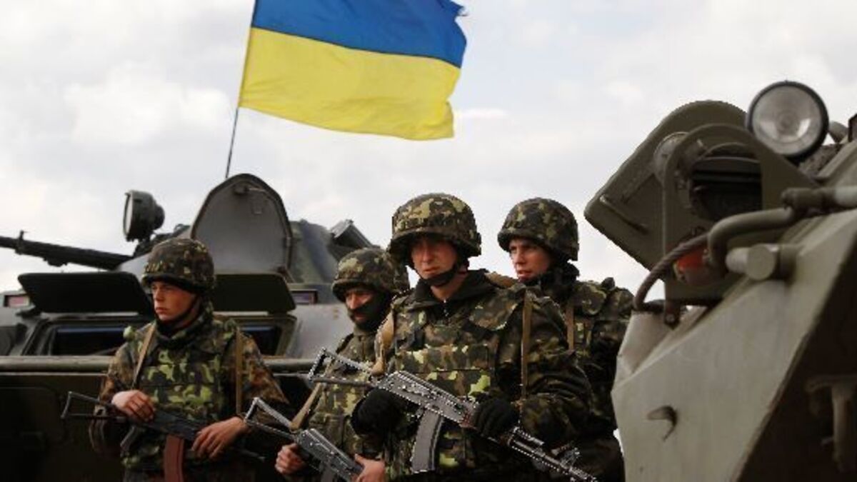 Ukraine 'captures 10 Russia soldiers'