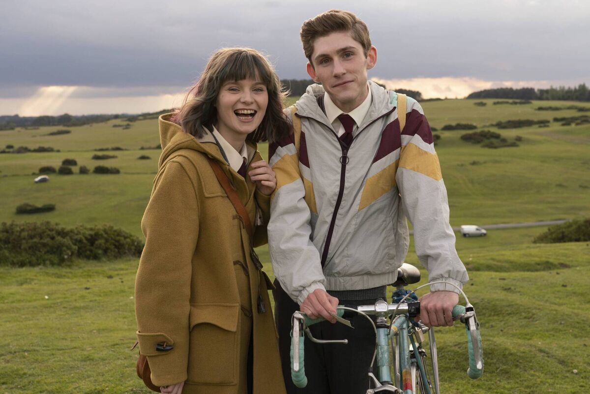 Eddie is keen to follow his Dad into the military, while Amber dreams of moving to the liberal hub of London. Dating Amber features two closeted teenagers in 1990s Ireland who decide to start a fake relationship Eddie is keen to follow his Dad into the military, while Amber dreams of moving to the liberal hub of London. Dating Amber features two closeted teenagers in 1990s Ireland who decide to start a fake relationship