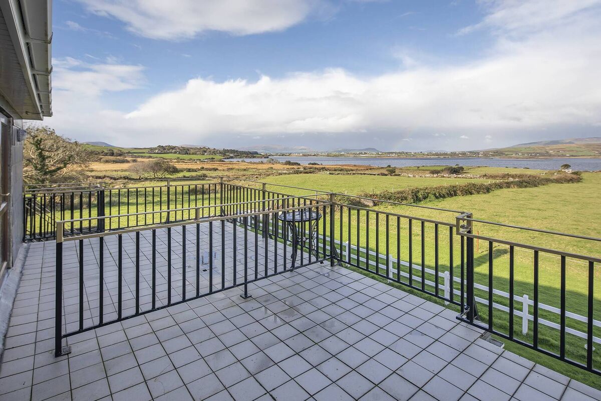 Balcony access for views Balcony access for views