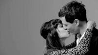 Filmmaker gets 20 complete strangers to kiss for the first time
