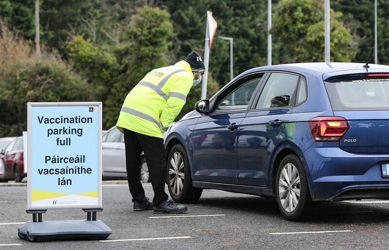 A parking full sign at a walk-in vaccination centre in Greystones, Wicklow. Booster vaccines for Covid-19 for people aged 40 to 49 are now open.