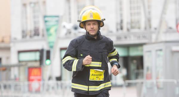 Firefighter runs Cork marathon in full gear, breaks world record