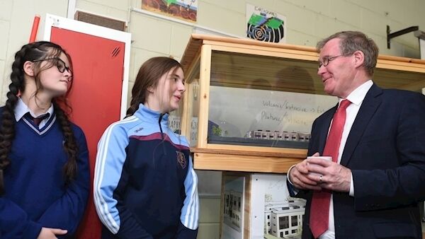 Senator Colm Burke with Scoil Muire gan Smal, Blarney student council members on a visit to confirm that the planned 1,200-pupil secondary school on the site is to go to tender. Pictures: Larry Cummins Senator Colm Burke with Scoil Muire gan Smal, Blarney student council members on a visit to confirm that the planned 1,200-pupil secondary school on the site is to go to tender. Pictures: Larry Cummins
