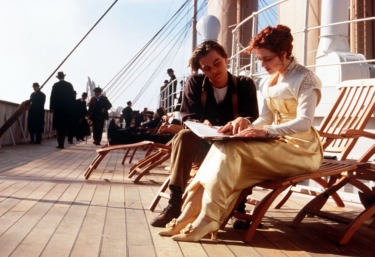 Leonardo De Caprio and Kate Winslet in Titanic