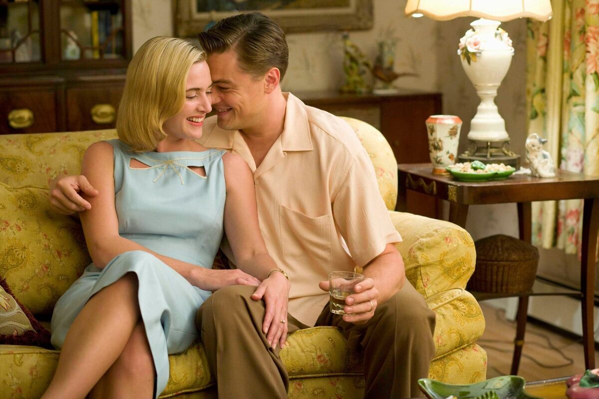 Kate Winslet and Leonardo Di Caprio in Revolutionary Road