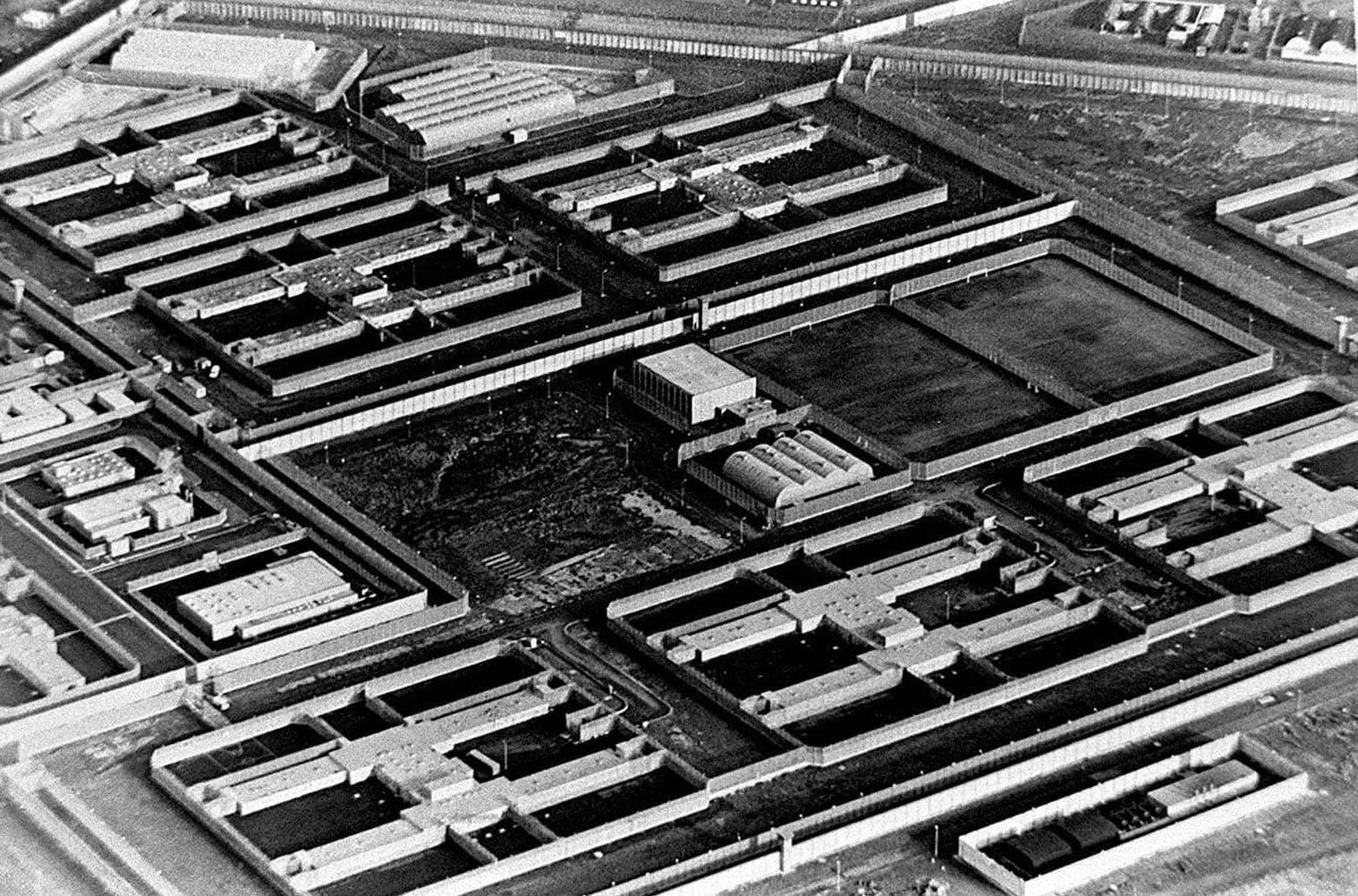 State Papers: Maze tunnel was 'therapy' as leaders never intended escape to happen