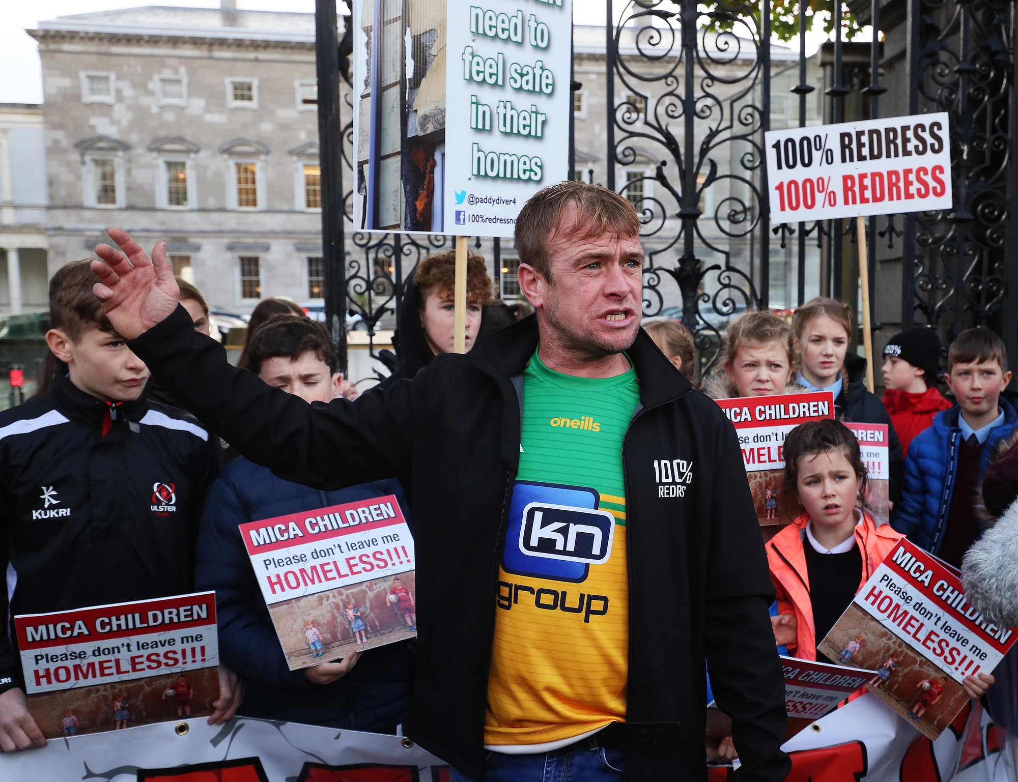 Taoiseach: Mica crisis will not force people to leave Donegal 