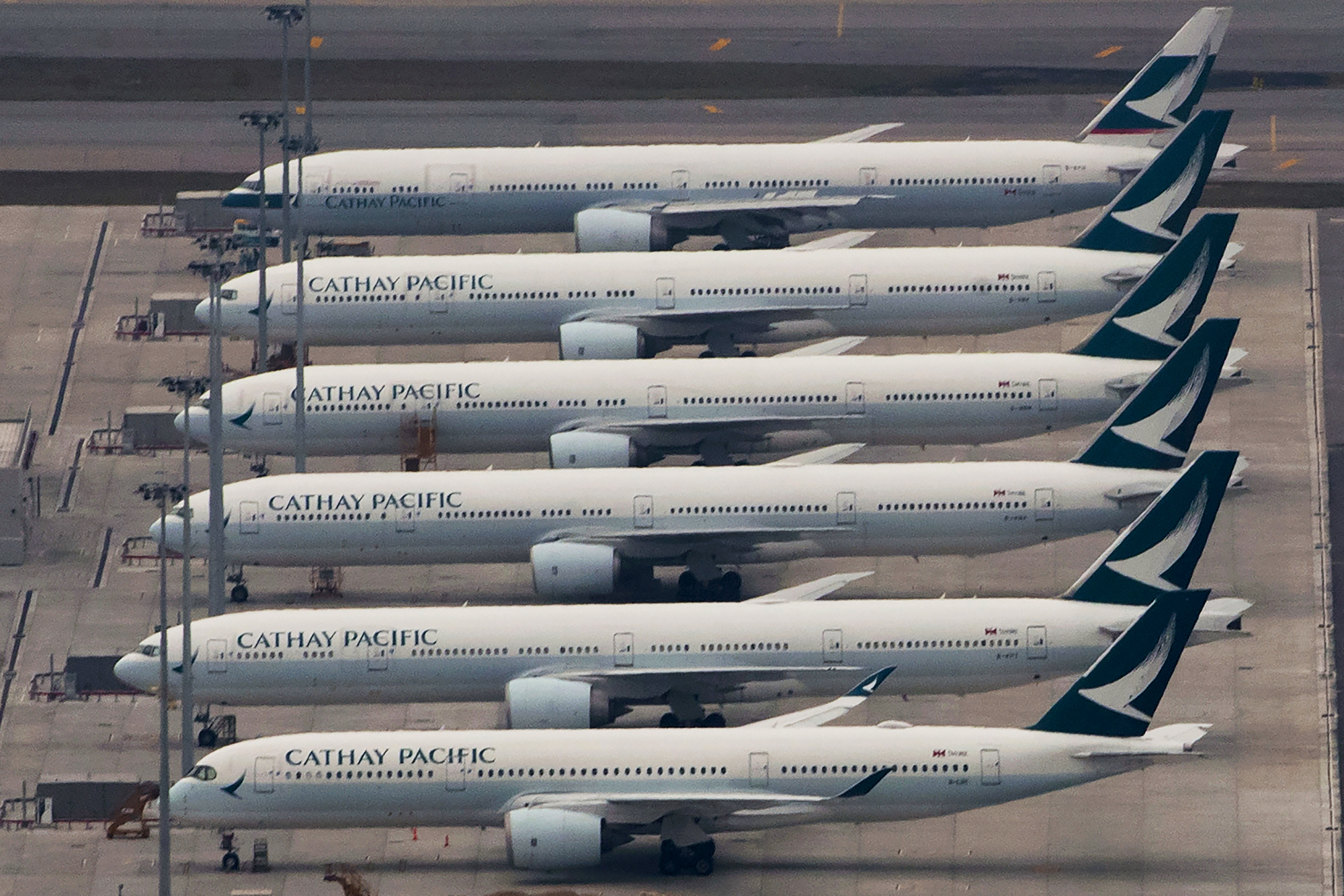 Cathay Pacific suspends cargo flights for a week due to virus controls