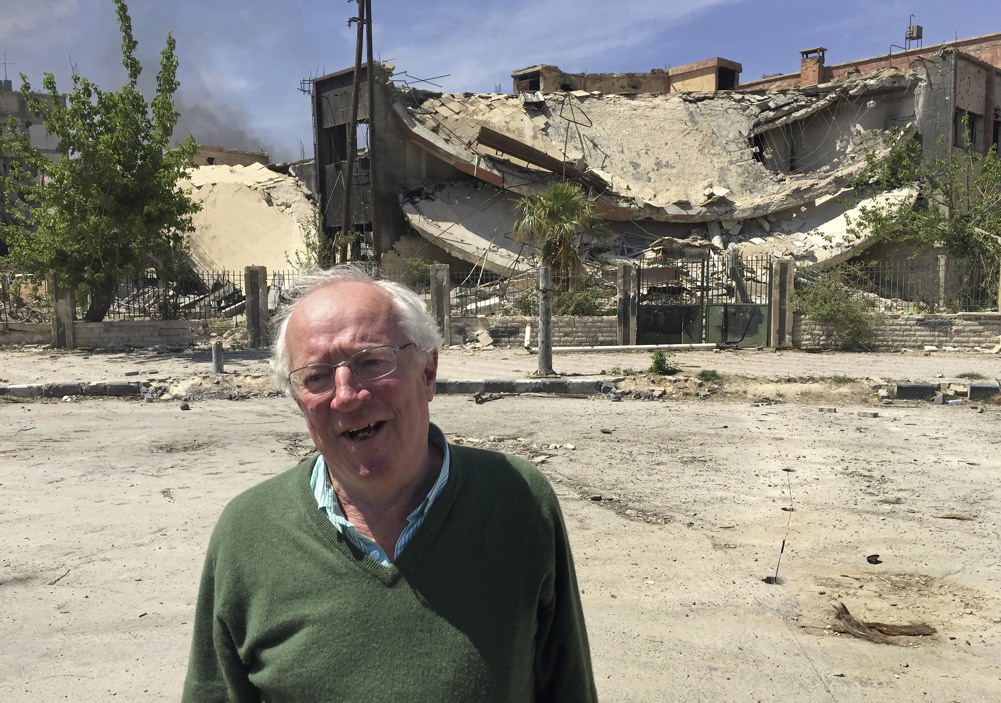 Book review: Account of Robert Fisk’s journalistic exploits a saga of love, courage, and heartache
