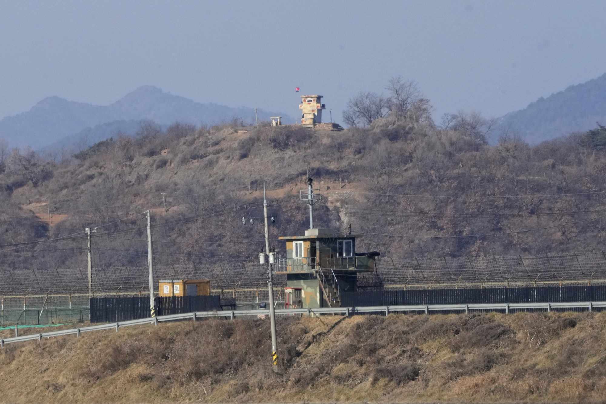 Person spotted crossing demilitarised zone into North Korea, Seoul says