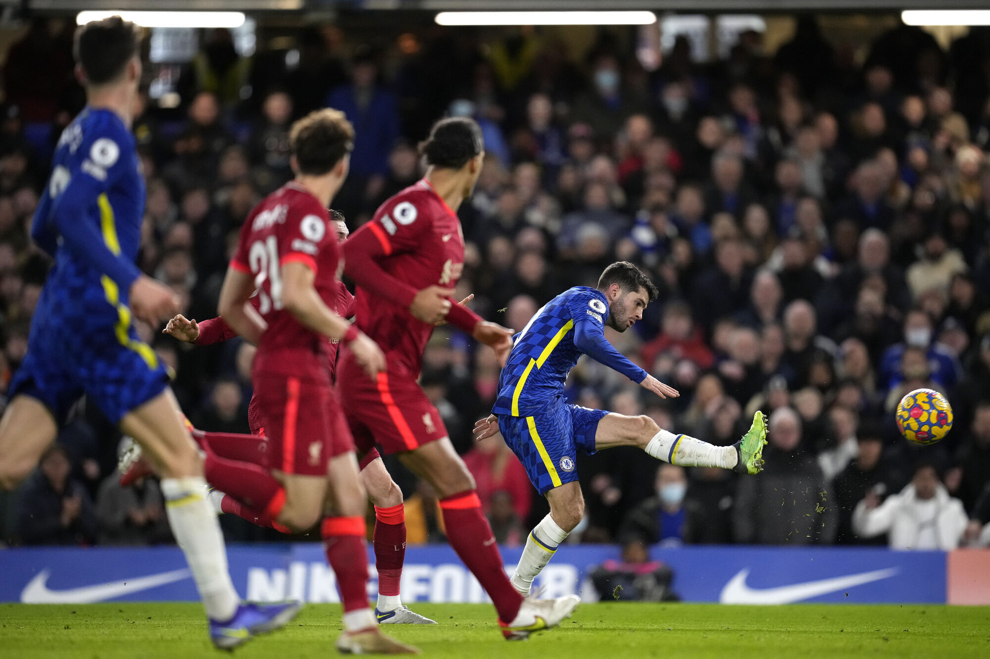 Chelsea and Liverpool produce the drama but Man City the only winners