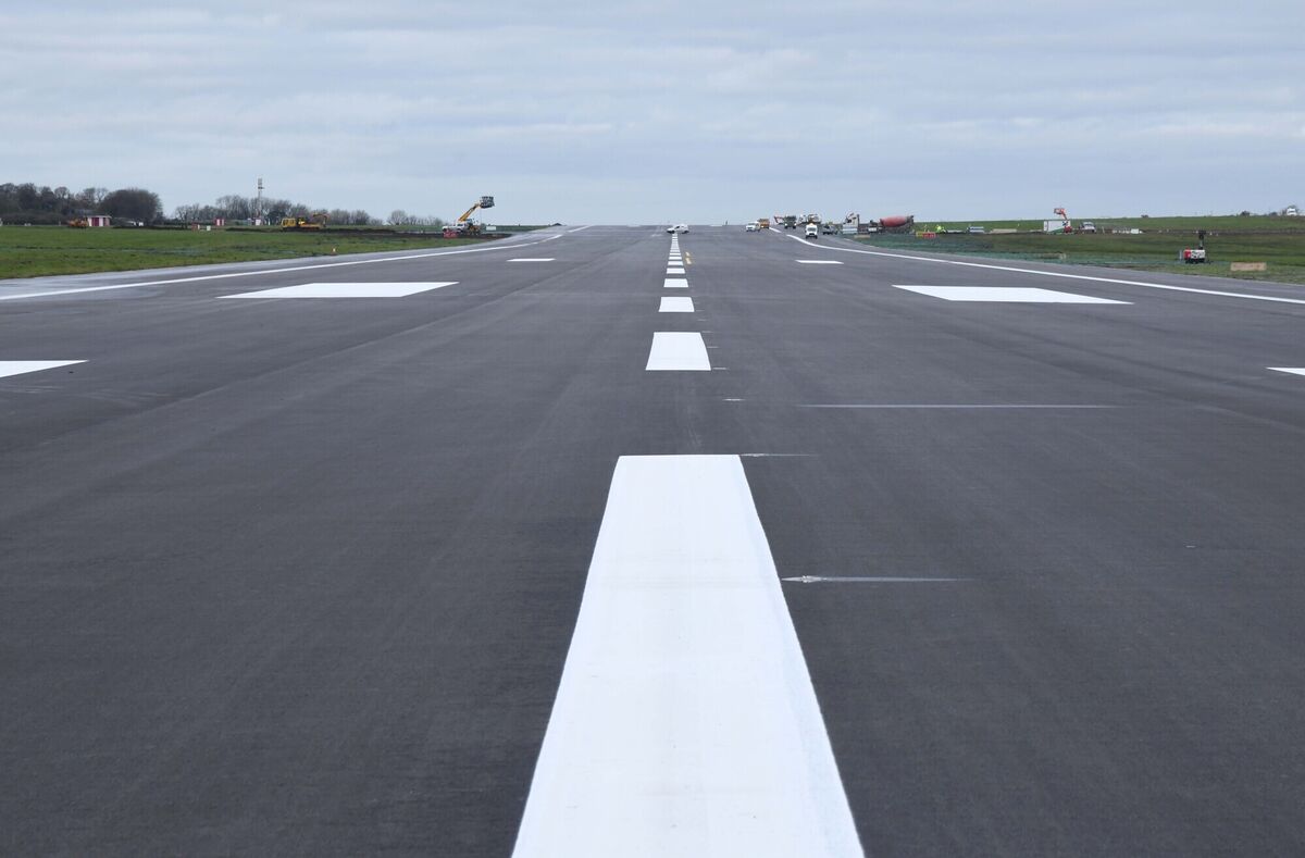 New runway, Cork Airport Picture: Denis Minihane