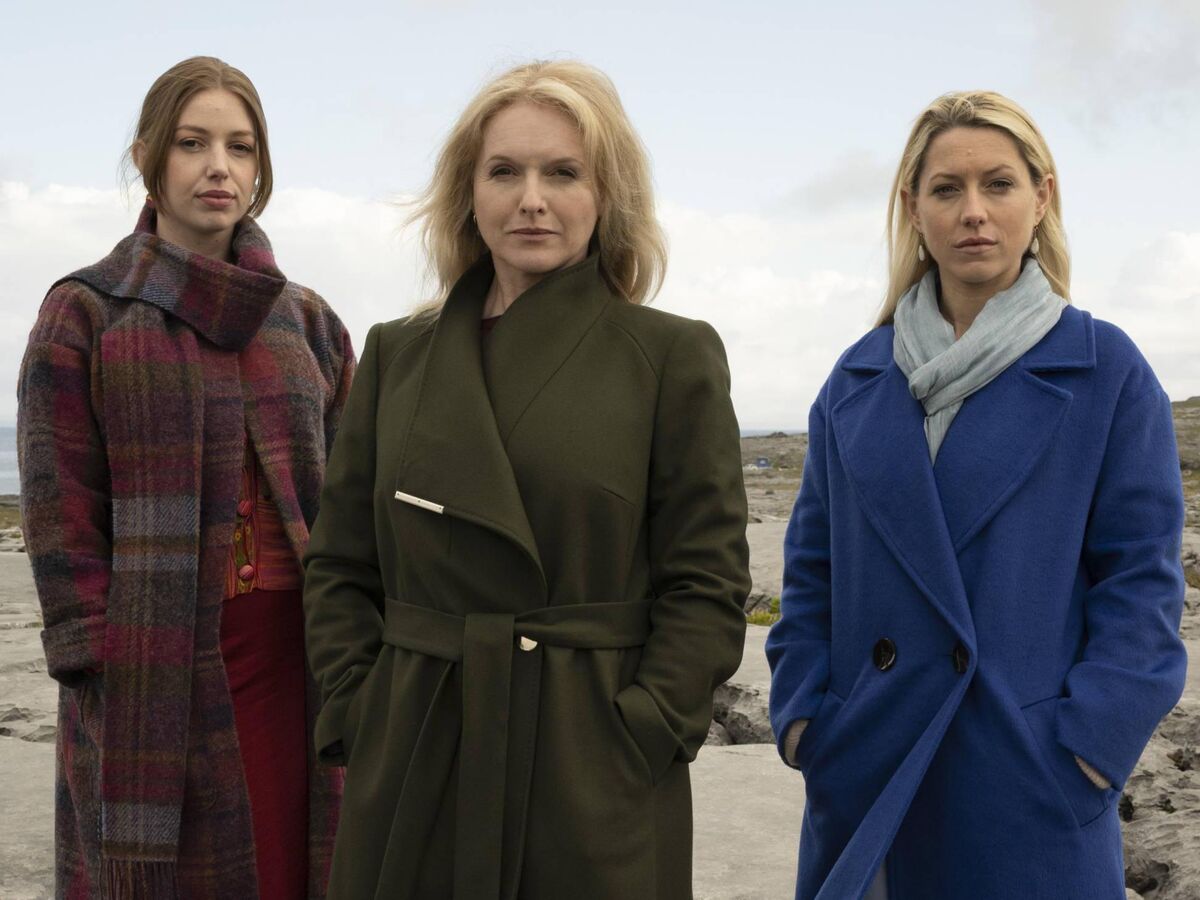 Seana Kerslake, Dervla Kirwan, and Niamh Walsh in Smother.