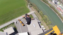 VIDEO: Acrobat jumps off 25 story building