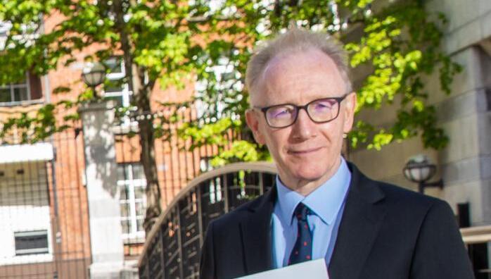 Expert nurses excluded from drugs policy committee invited to meet minister