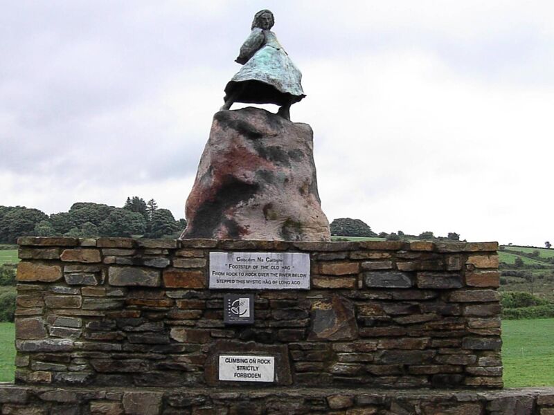 Éilis Ní Fhaoláin's Hag sculpture at Kiskeam. Éilis Ní Fhaoláin's Hag sculpture at Kiskeam.
