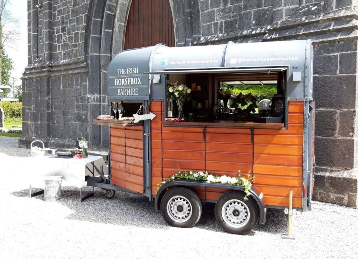 The Irish Horsebox Bar