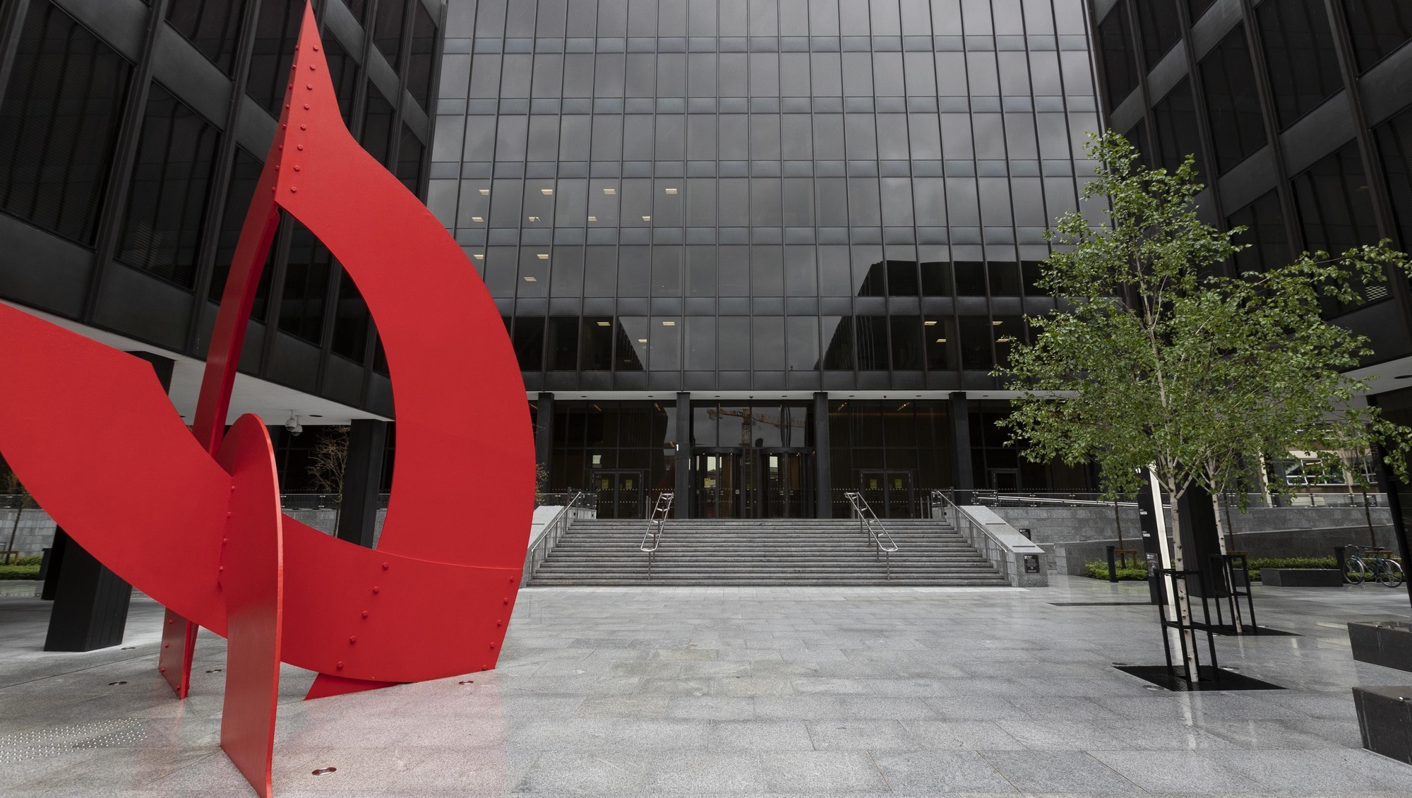 Mismanagement of State property led to waste of 'hundreds of millions'