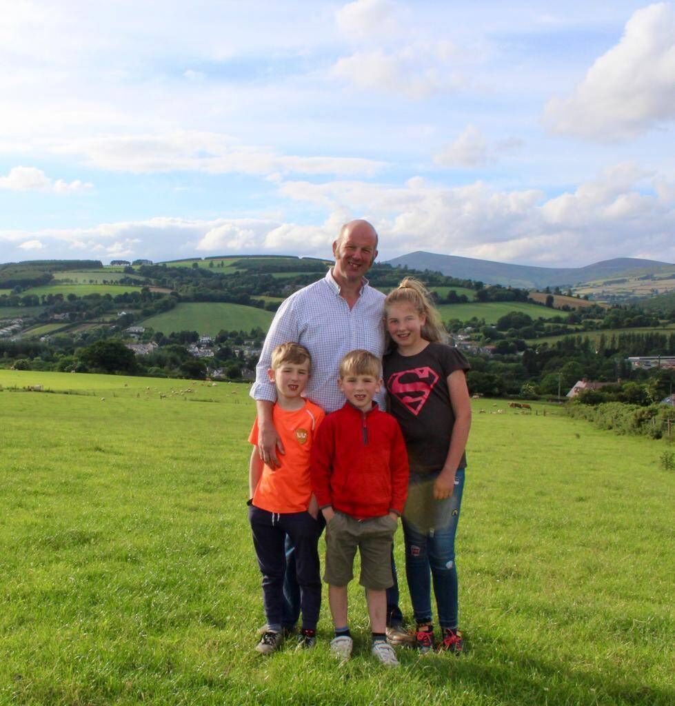 John Pringle with his children Lucy , Scott and William. John Pringle with his children Lucy , Scott and William.