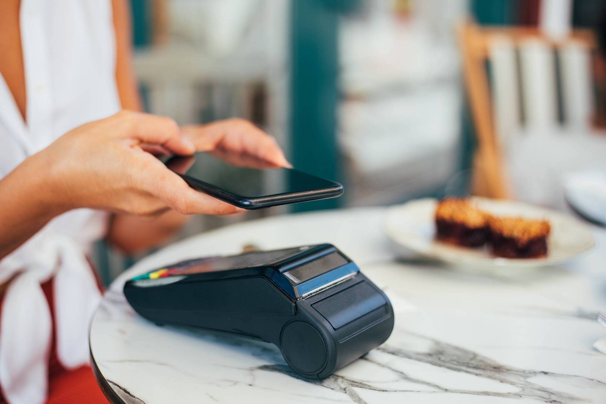 Restaurants must tell customers and staff how tips are shared under new law