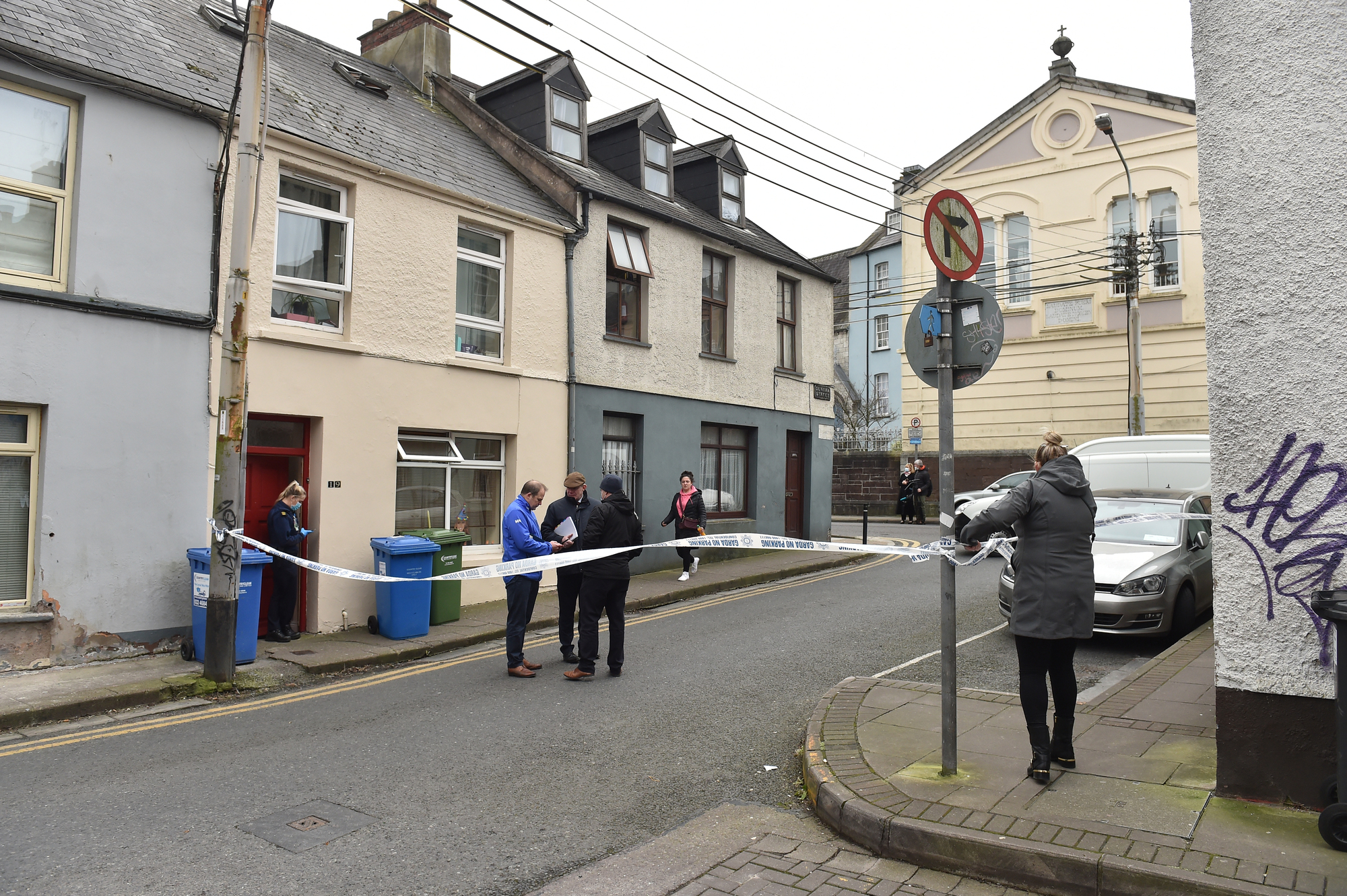 Gardaí launch investigation following discovery of man's body in Cork city