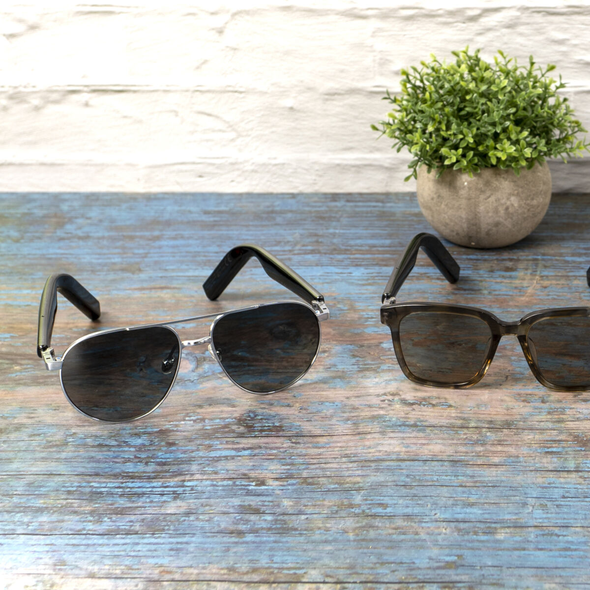 Anker Soundcore Frames　【美品】 Anker Soundcore Frames: smart audio glasses with lots of style choices