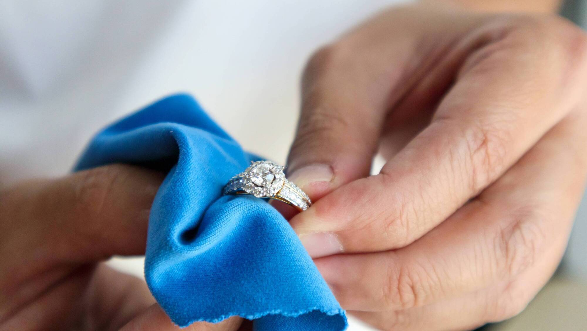 Life Hack: What goes on your chips and cleans your jewellery?