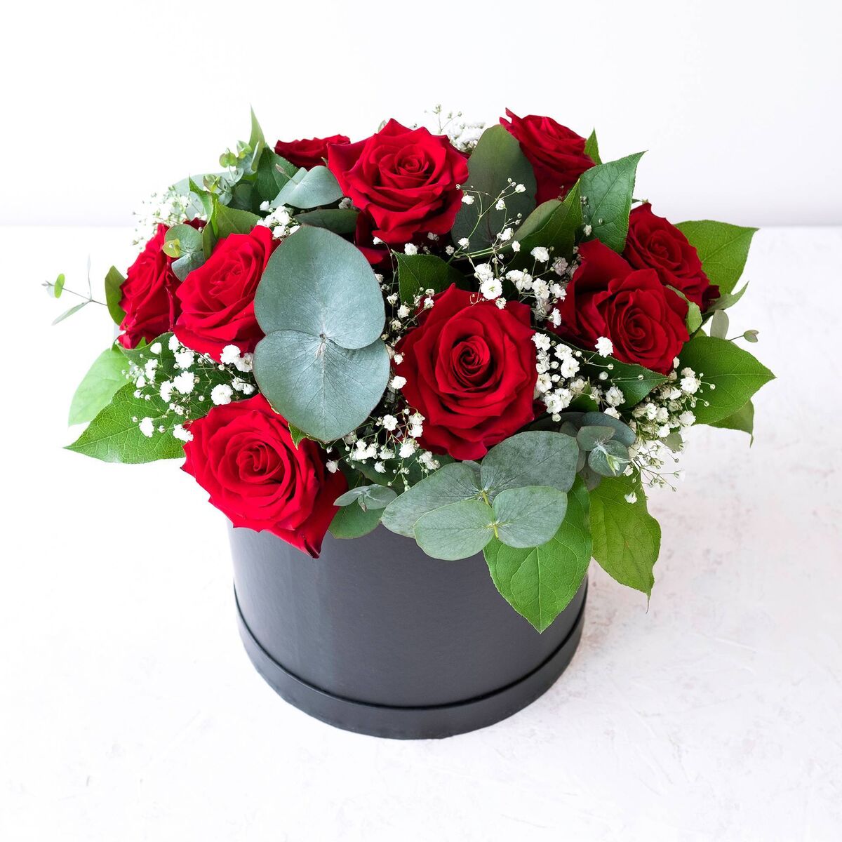 Valentine’s Hatbox €119.99, The Flower Factory