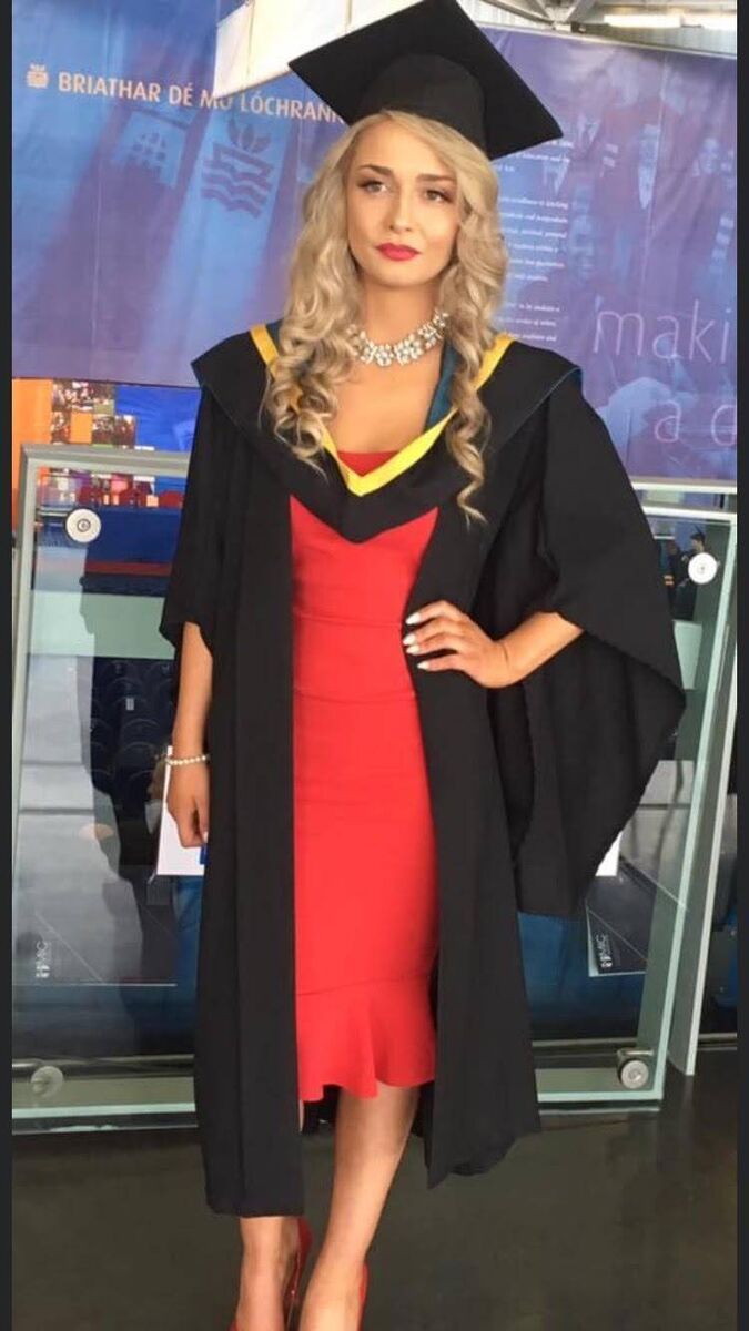 Karin O’Shea has been forced to give up her teaching job at St Brendan’s College in Killarney, Co. Kerry “indefinitely”.